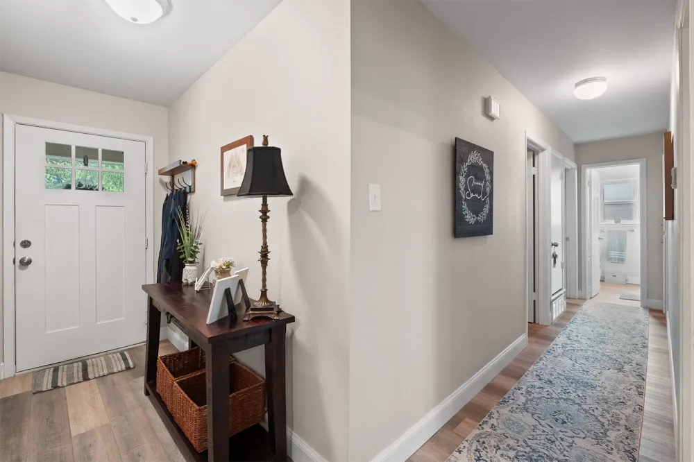 1124 Green River Trail Cleburne, TX 76033