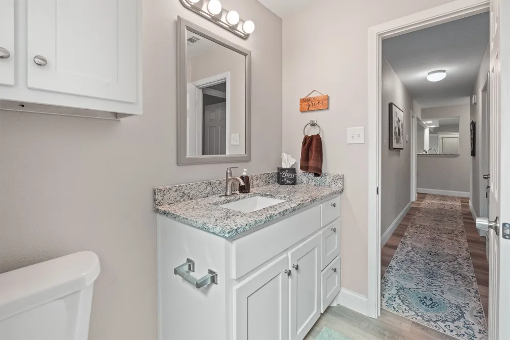 1124 Green River Trail Cleburne, TX 76033