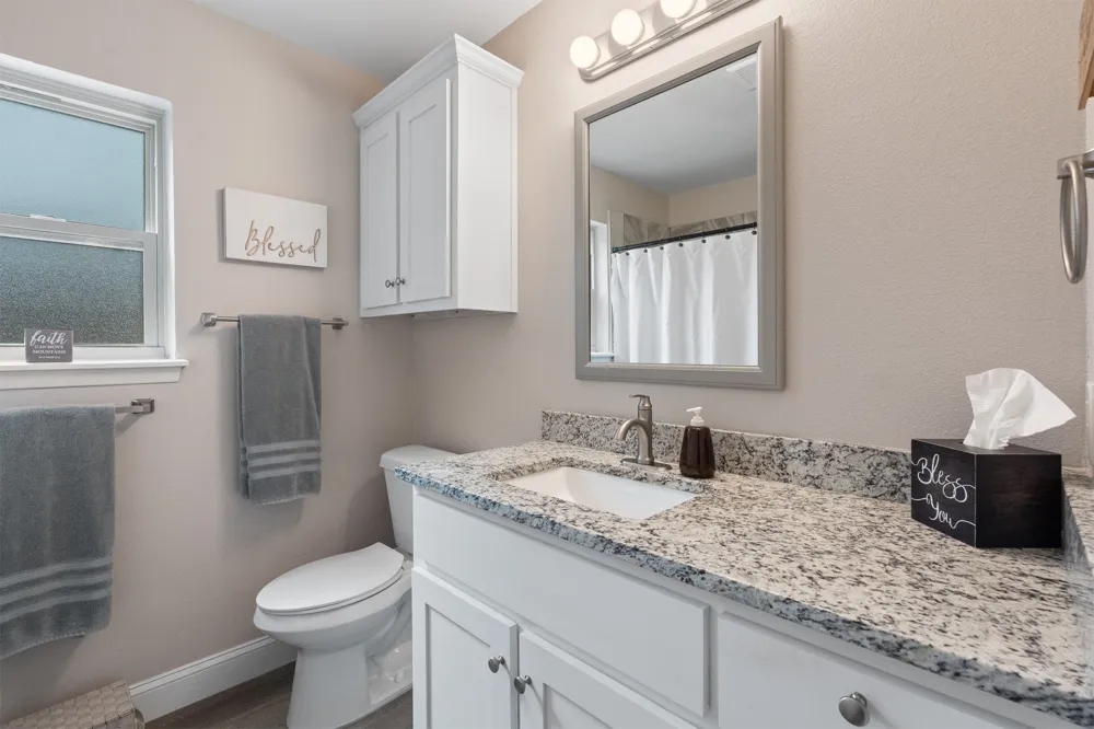 1124 Green River Trail Cleburne, TX 76033