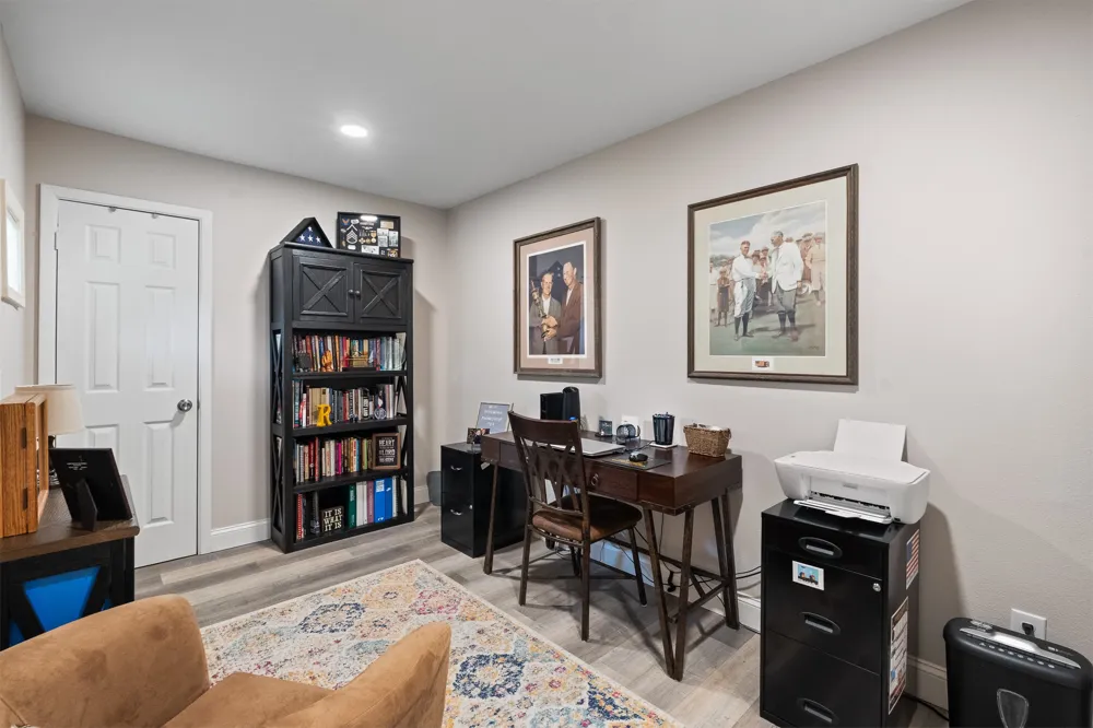 1124 Green River Trail Cleburne, TX 76033