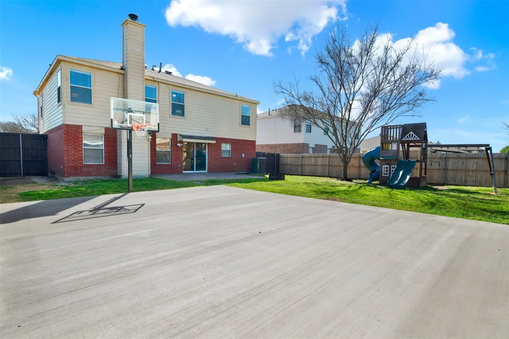 2117 Breanna Way Little Elm, TX 75068