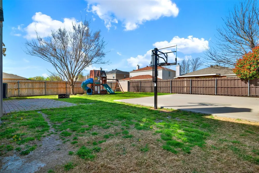 2117 Breanna Way Little Elm, TX 75068
