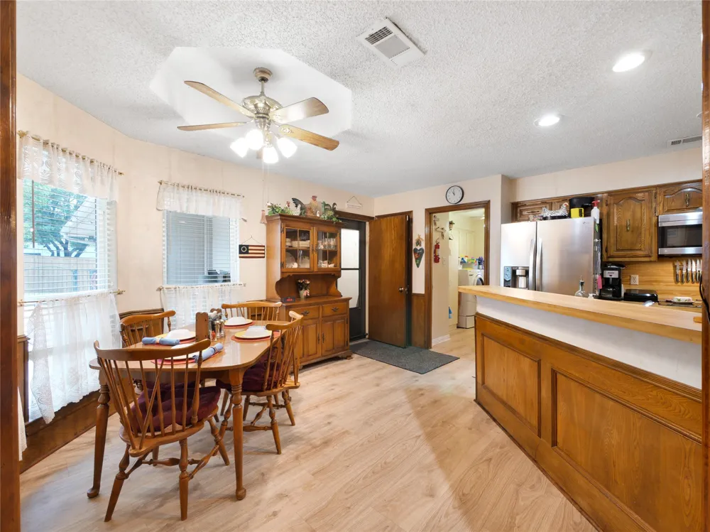 1409 Sun Valley Drive Garland, TX 75043