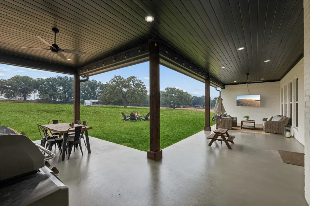 1032 Bluebonnet Ridge Weatherford, TX 76087