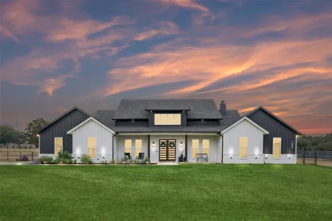 1032 Bluebonnet Ridge