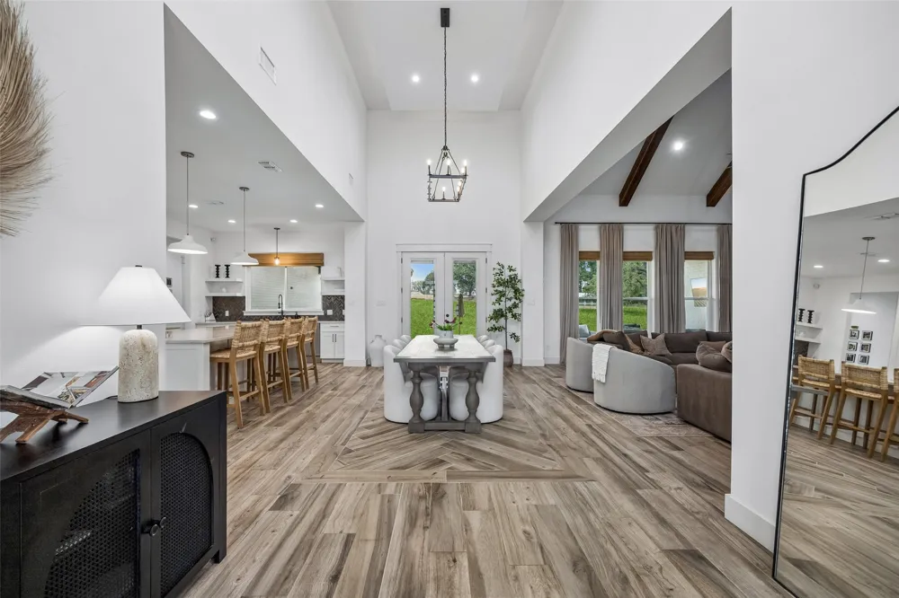 1032 Bluebonnet Ridge Weatherford, TX 76087