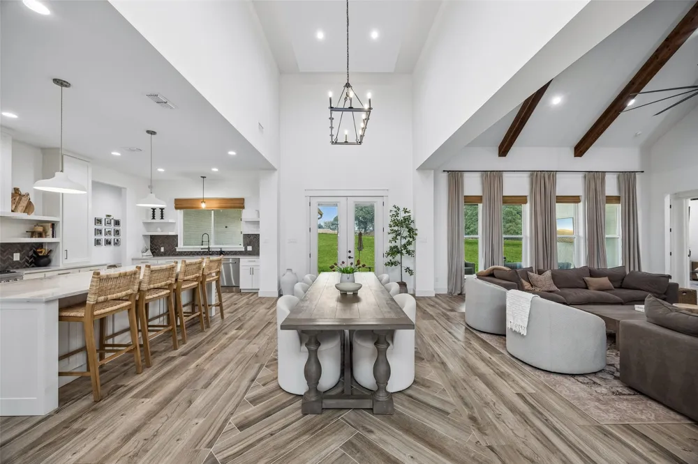 1032 Bluebonnet Ridge Weatherford, TX 76087