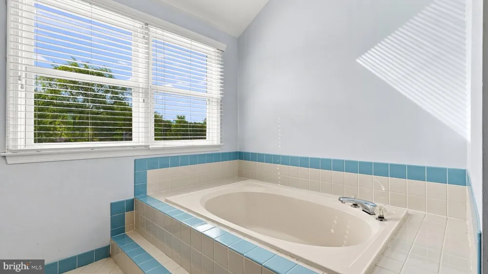 808 PATTERSON DRIVE Lansdale, PA 19446