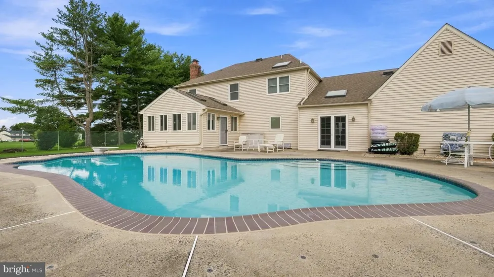 808 PATTERSON DRIVE Lansdale, PA 19446