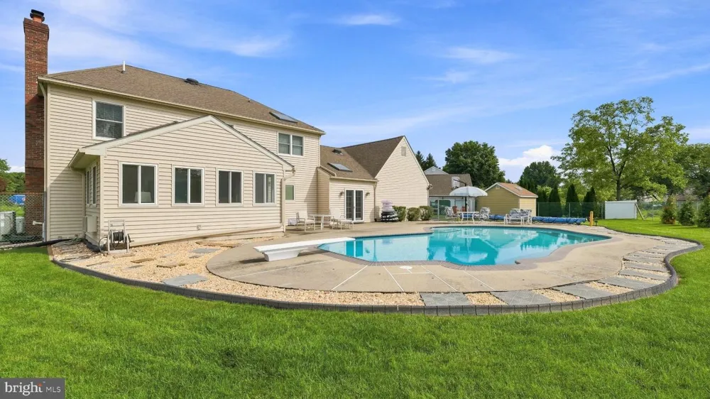 808 PATTERSON DRIVE Lansdale, PA 19446