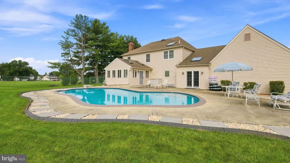 808 PATTERSON DRIVE Lansdale, PA 19446