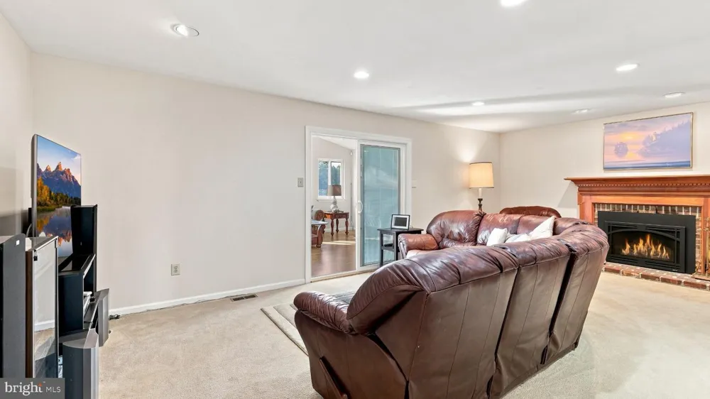 808 PATTERSON DRIVE Lansdale, PA 19446