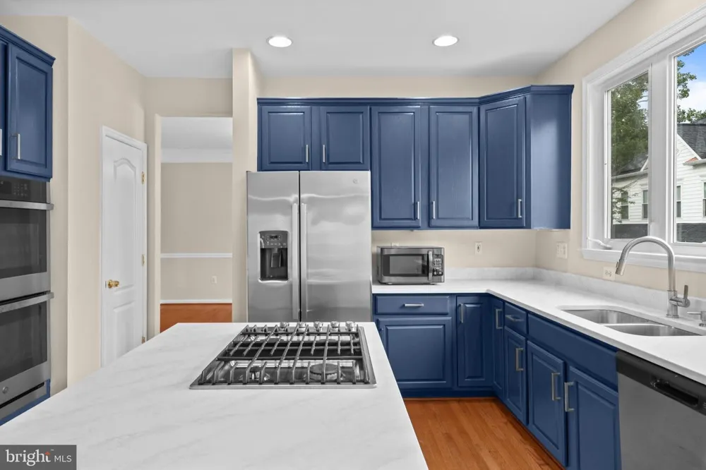 7608 MCWEADON LANE Springfield, VA 22150