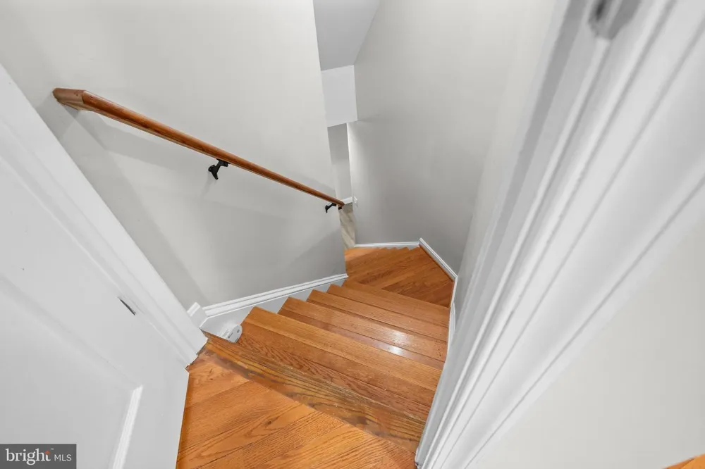 7608 MCWEADON LANE Springfield, VA 22150