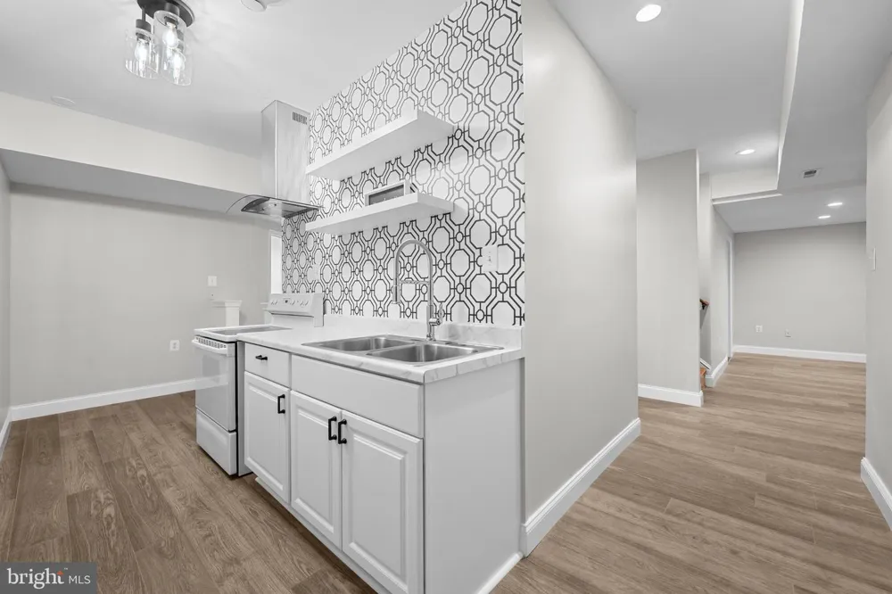 7608 MCWEADON LANE Springfield, VA 22150