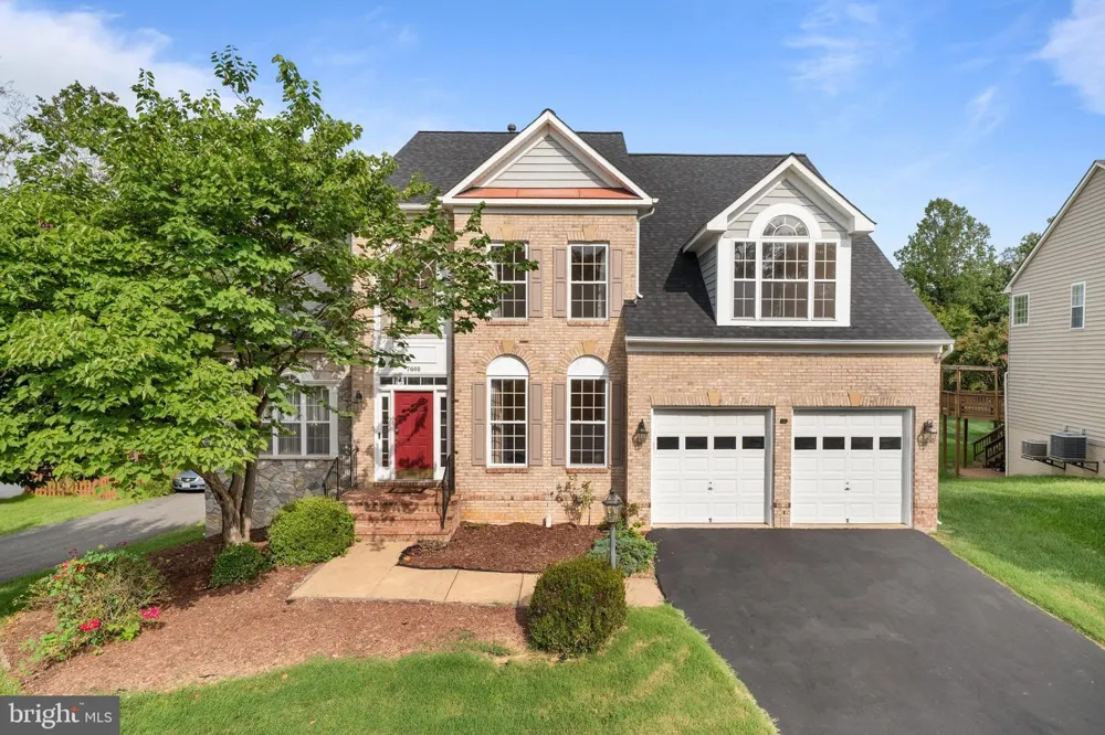 7608 MCWEADON LANE Springfield, VA 22150