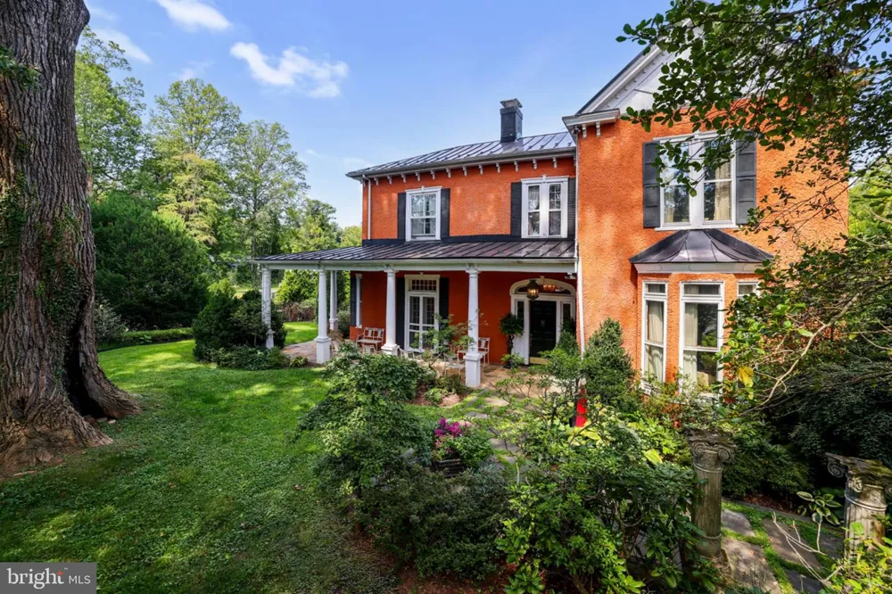 330 ALEXANDRIA PIKE Warrenton, VA 20186