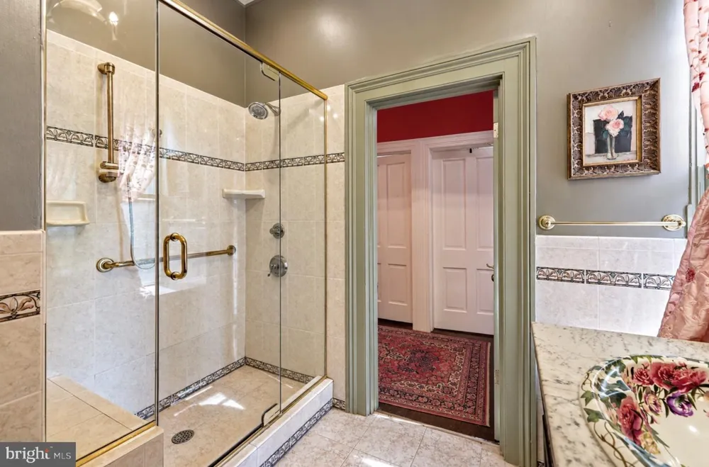 330 ALEXANDRIA PIKE Warrenton, VA 20186