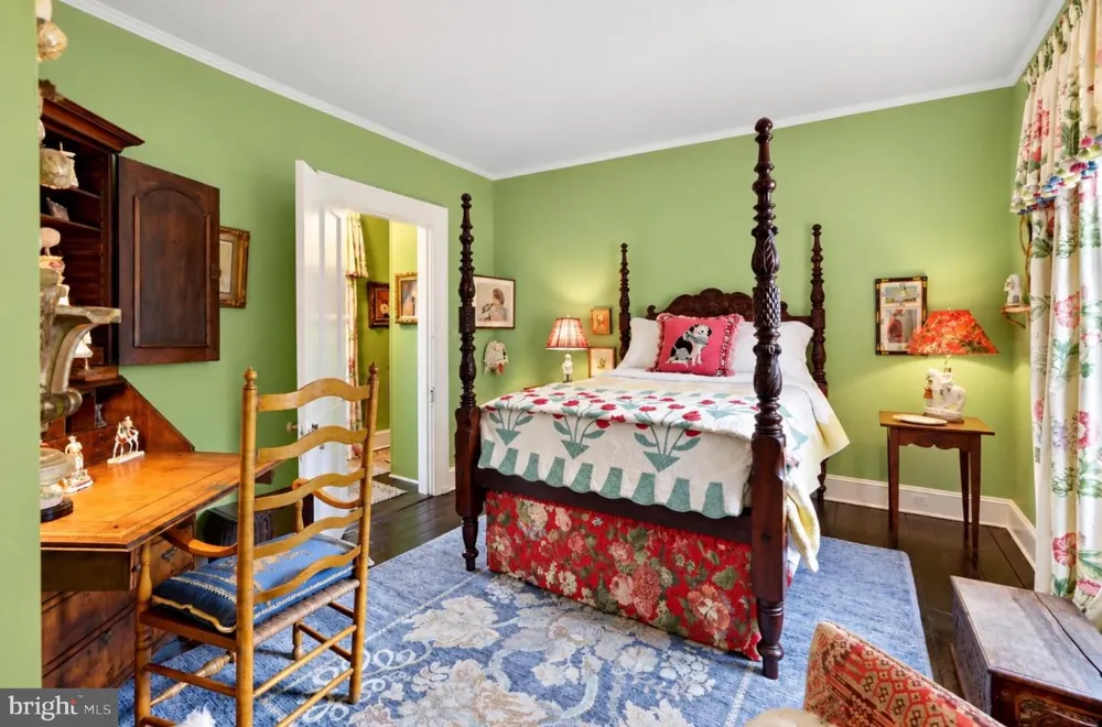 330 ALEXANDRIA PIKE Warrenton, VA 20186