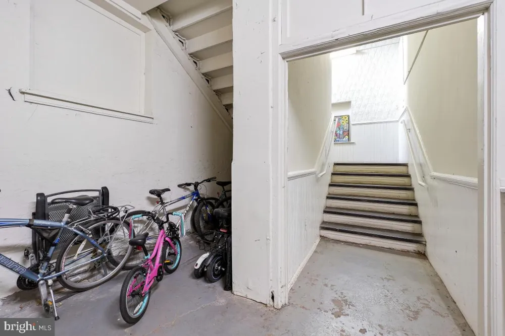 112 E WEST STREET #202 Baltimore, MD 21230