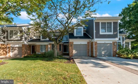 12 RIVER OAKS CIRCLE