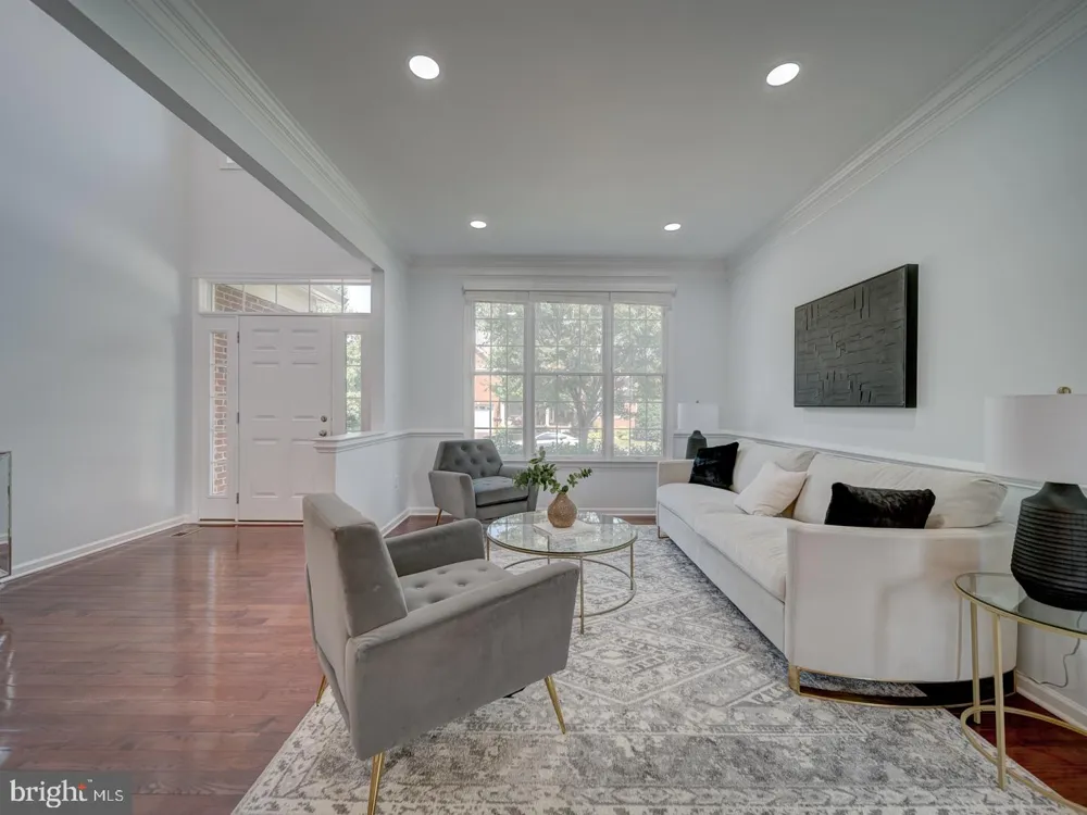 43320 BARNSTEAD DRIVE Ashburn, VA 20148