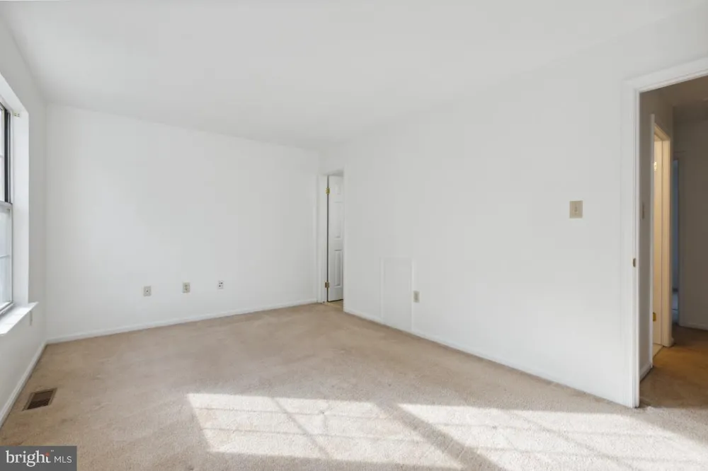 18221 FOX CHASE CIRCLE Olney, MD 20832