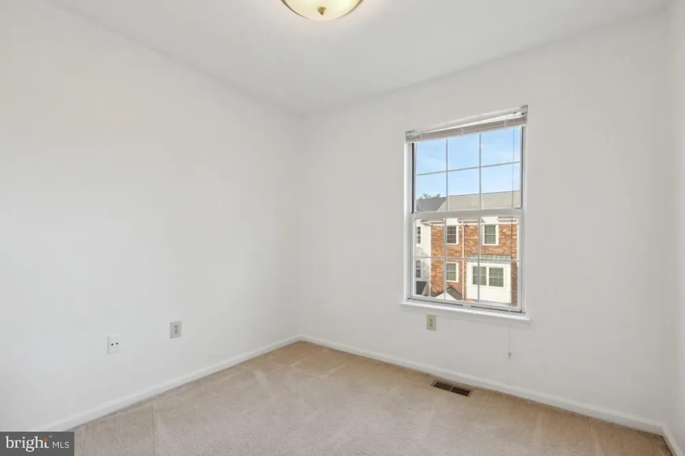 18221 FOX CHASE CIRCLE Olney, MD 20832