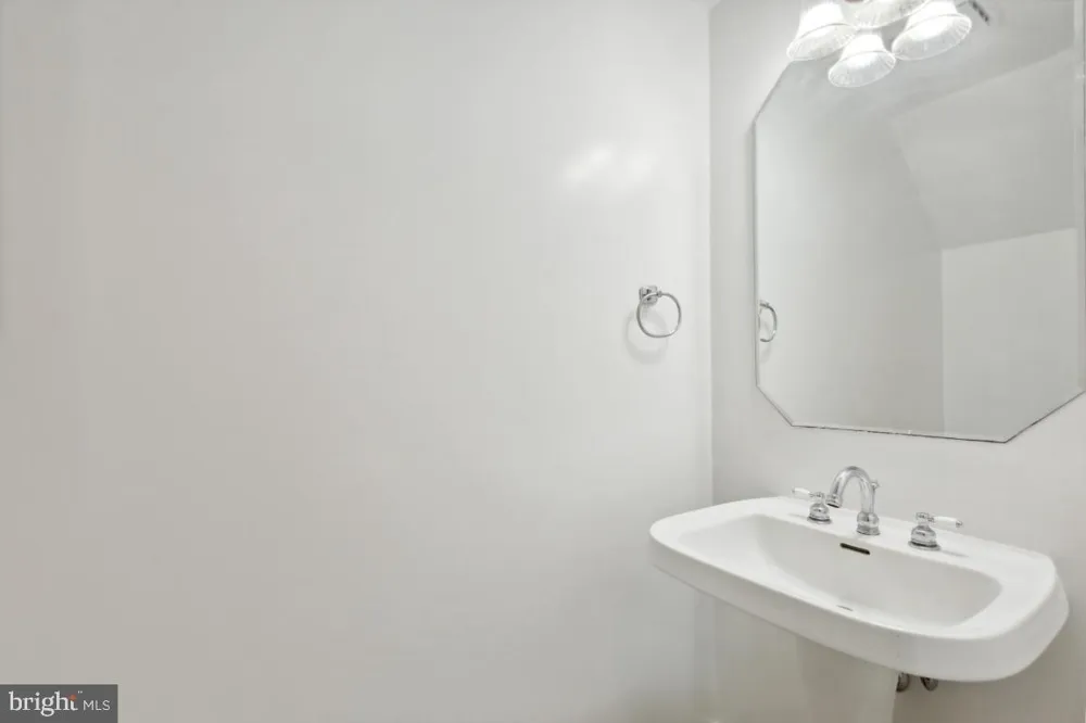 18221 FOX CHASE CIRCLE Olney, MD 20832