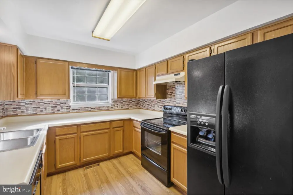 18221 FOX CHASE CIRCLE Olney, MD 20832