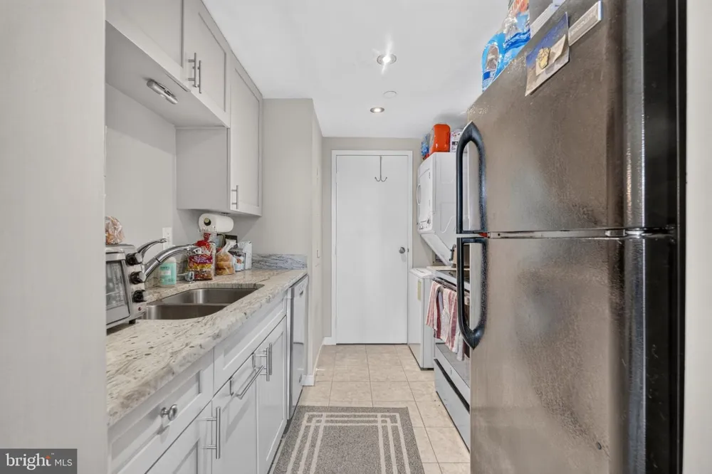 1530 KEY BOULEVARD #529 Arlington, VA 22209
