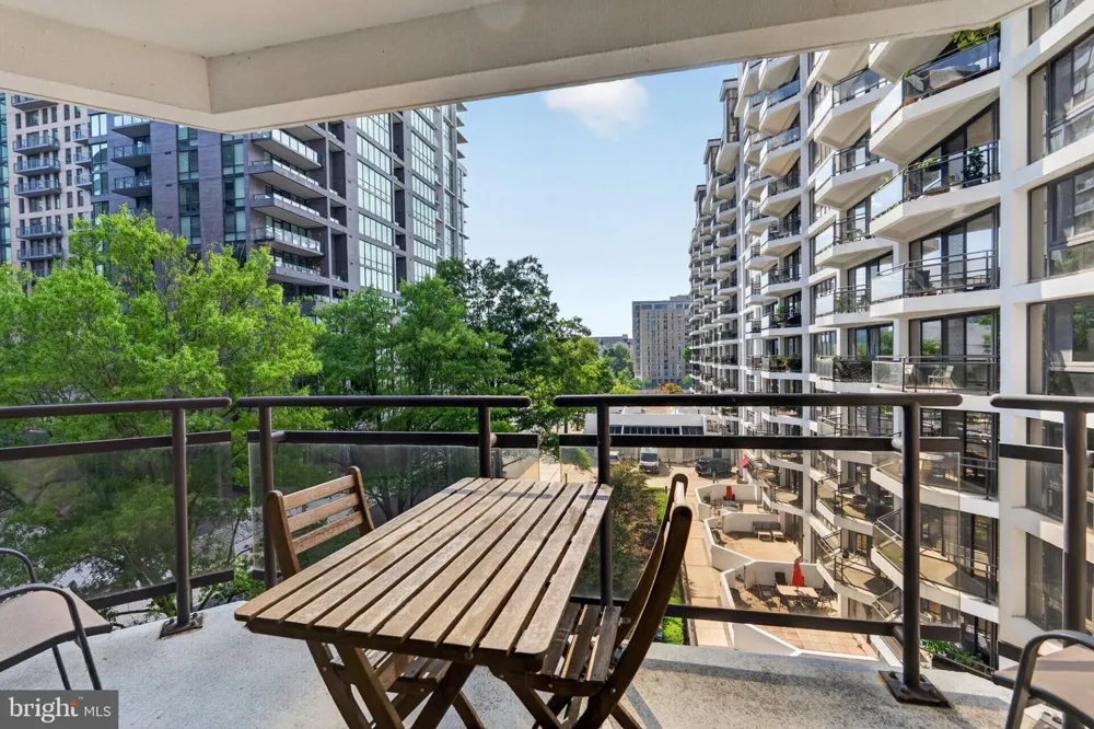 1530 KEY BOULEVARD #529 Arlington, VA 22209