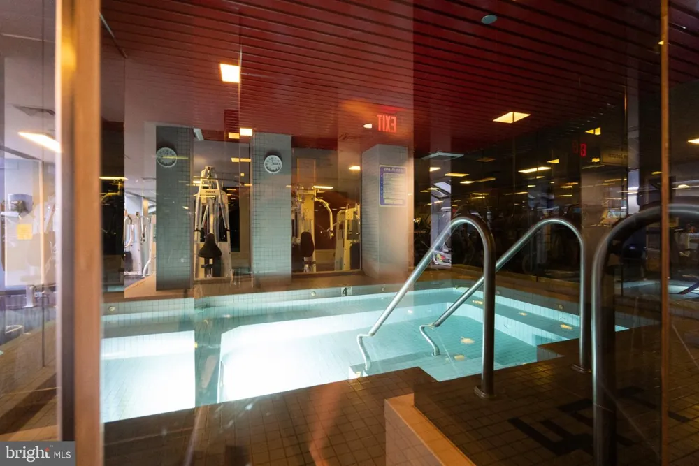 1530 KEY BOULEVARD #529 Arlington, VA 22209