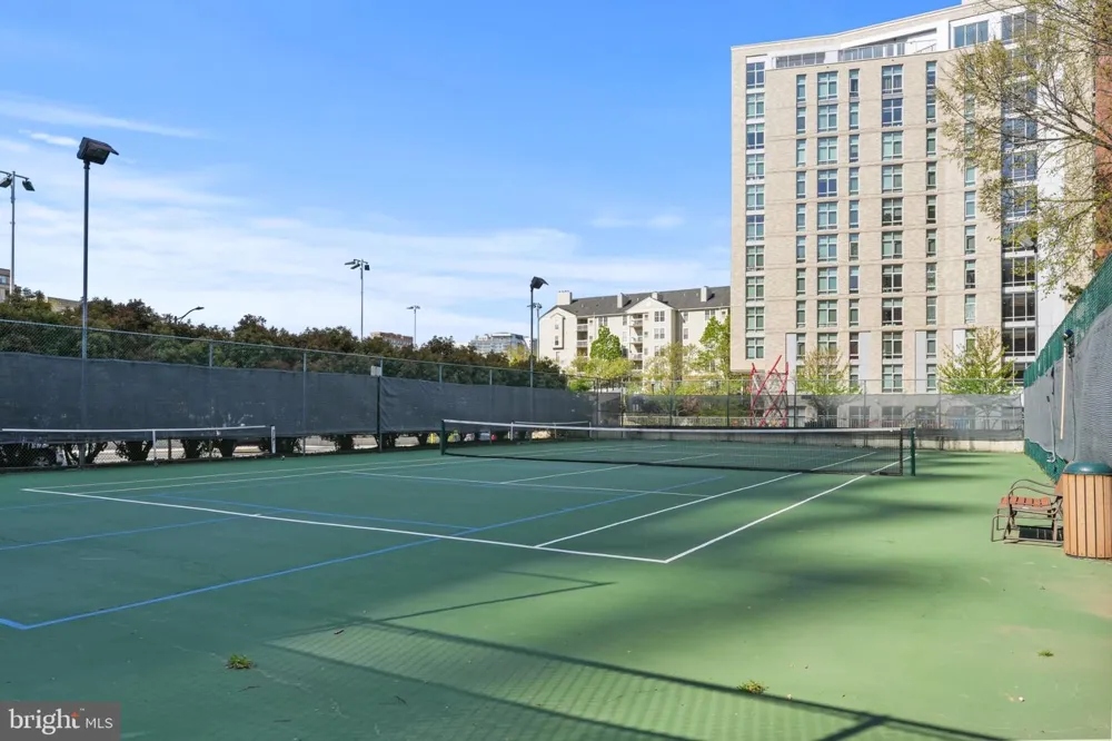 1530 KEY BOULEVARD #529 Arlington, VA 22209