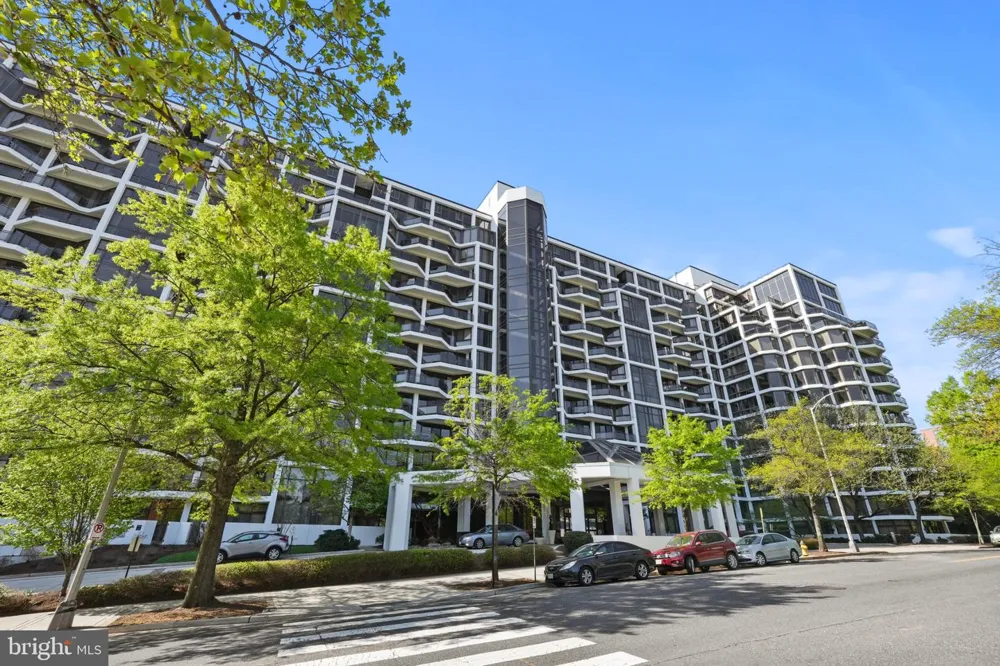 1530 KEY BOULEVARD #529 Arlington, VA 22209