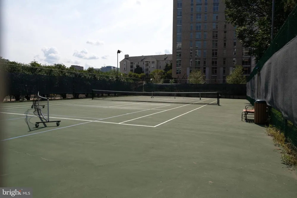 1530 KEY BOULEVARD #529 Arlington, VA 22209