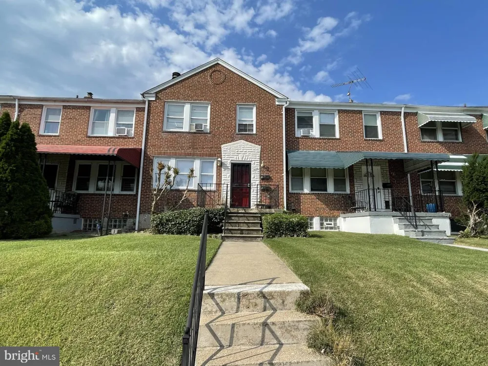 1528 UPSHIRE ROAD #APT 1 Baltimore, MD 21218