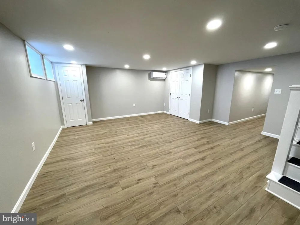 1528 UPSHIRE ROAD #APT 1 Baltimore, MD 21218