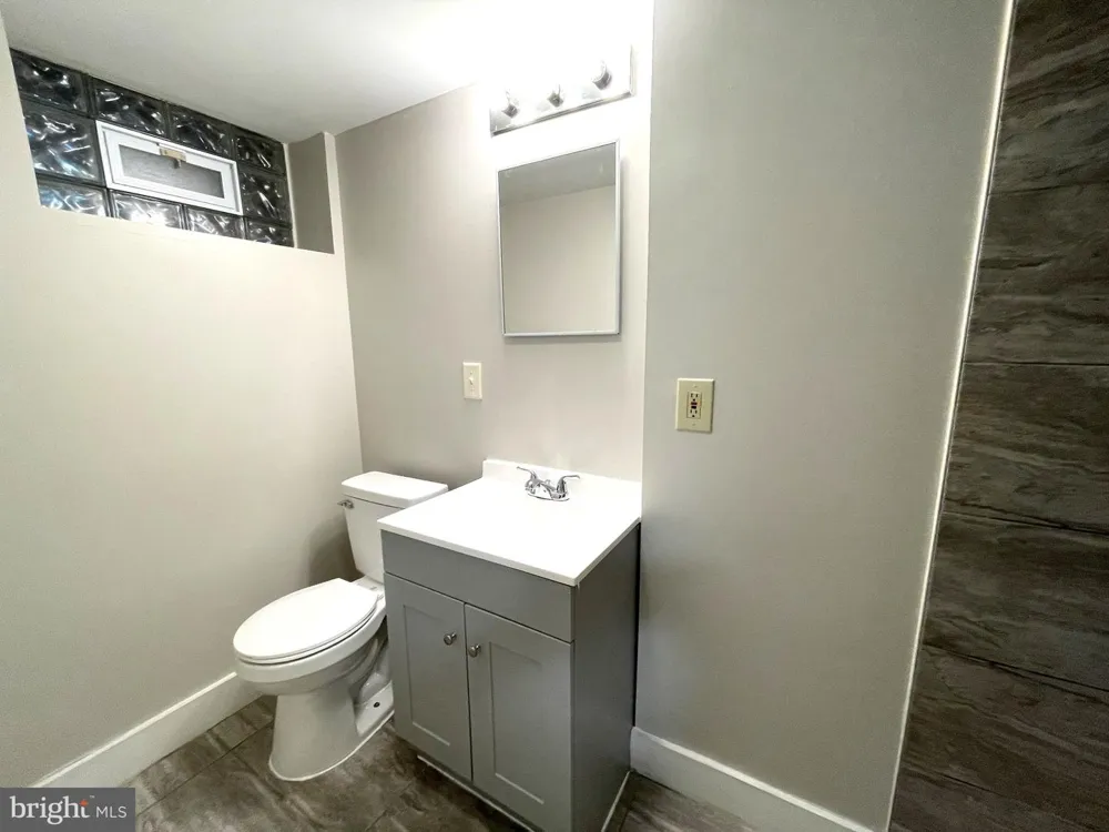 1528 UPSHIRE ROAD #APT 1 Baltimore, MD 21218