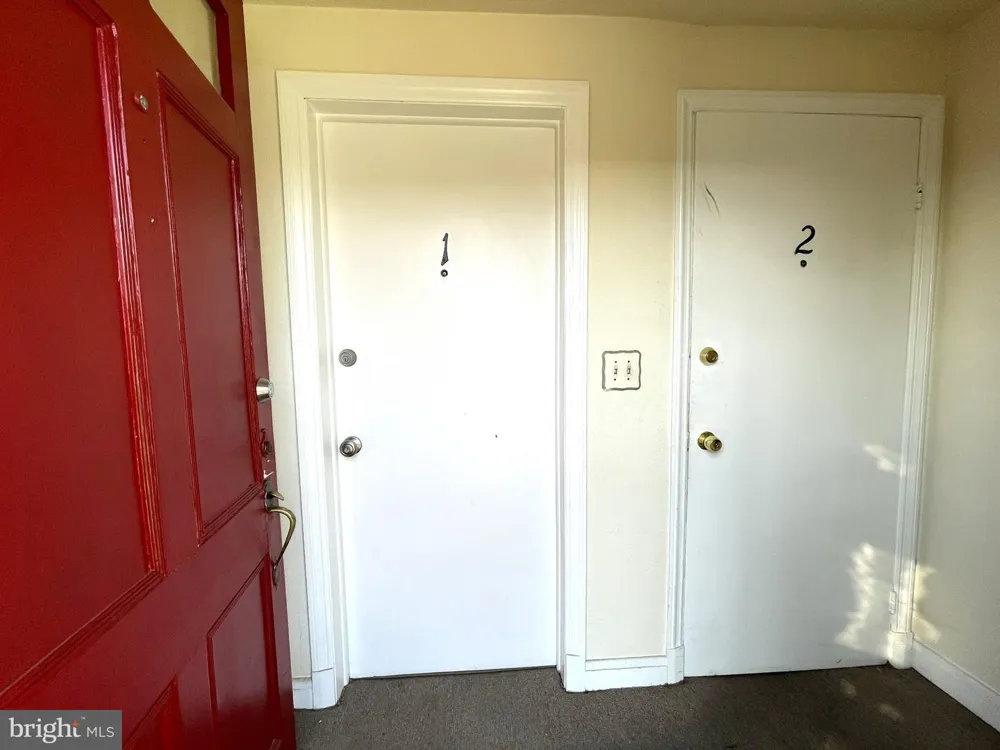1528 UPSHIRE ROAD #APT 1 Baltimore, MD 21218