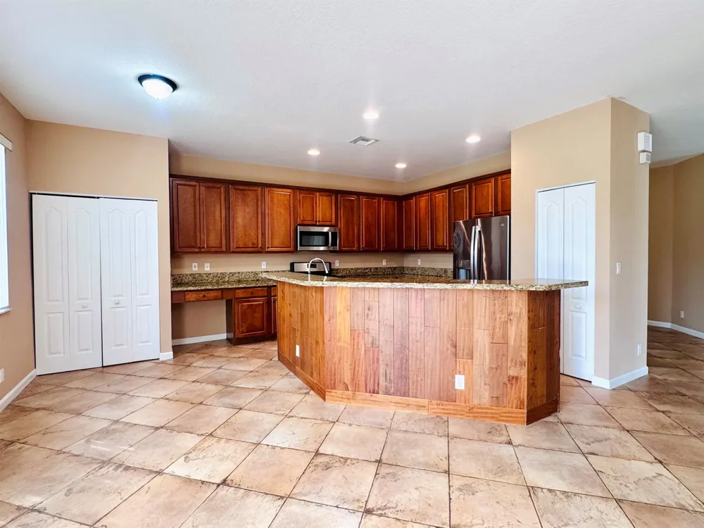116 Hamilton Terrace Royal Palm Beach, FL 33414