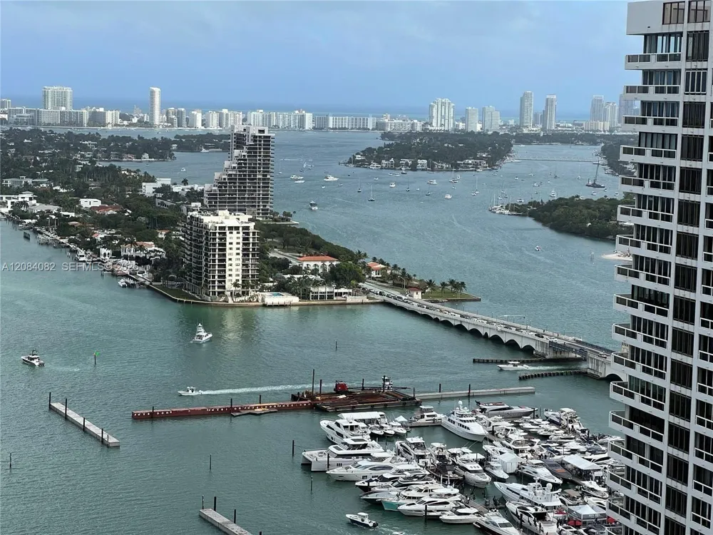 1750 Bayshore Dr #3402 Miami, FL 33132