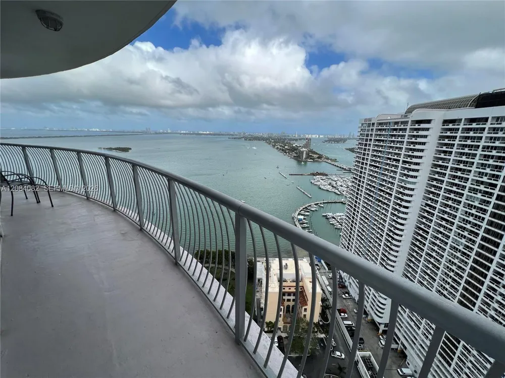 1750 Bayshore Dr #3402 Miami, FL 33132