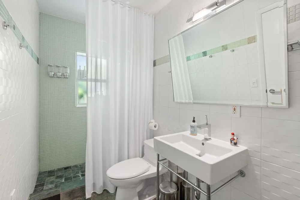 1500 MIDDLE RIVER DRIVE Fort Lauderdale, FL 33304