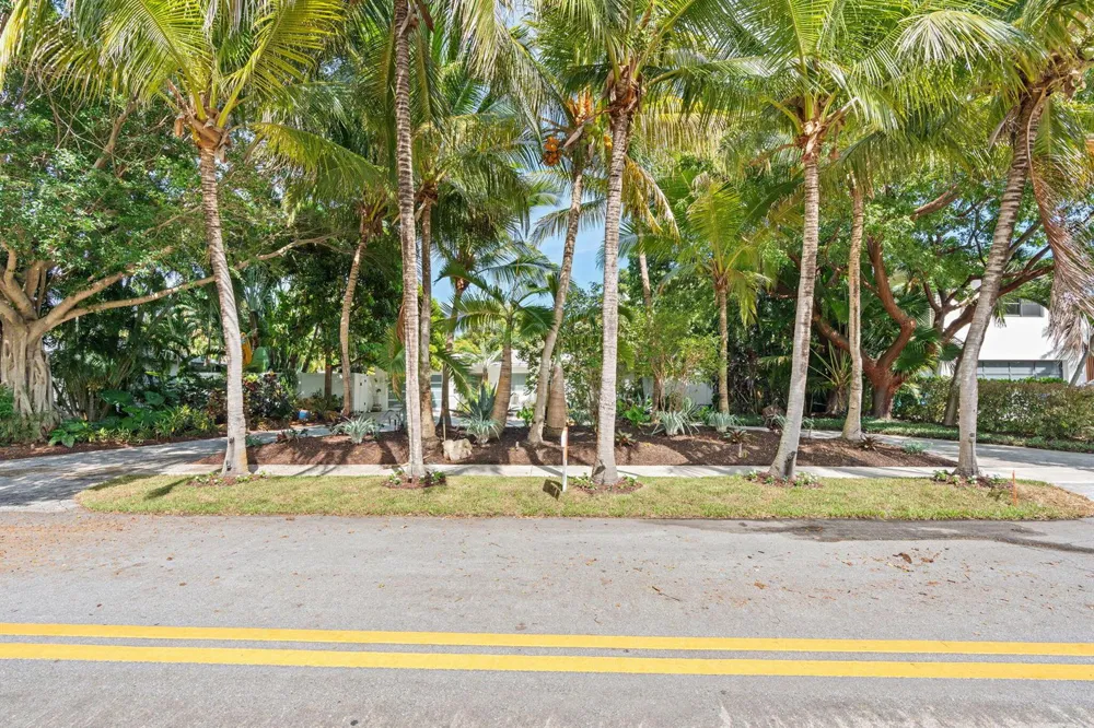1500 MIDDLE RIVER DRIVE Fort Lauderdale, FL 33304