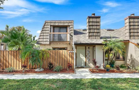 4012 PALM BAY CIRCLE #D