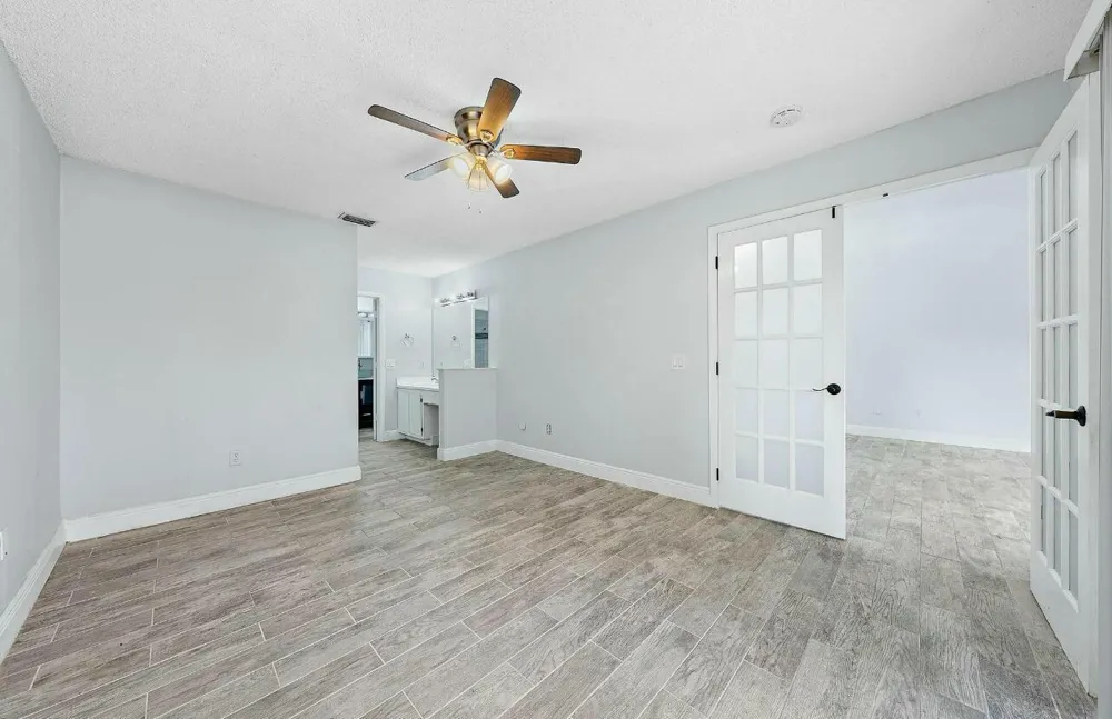 4012 PALM BAY CIRCLE #D West Palm Beach, FL 33406