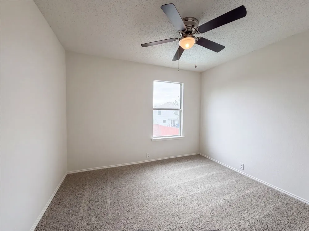 7001 Edmundson Drive Arlington, TX 76002