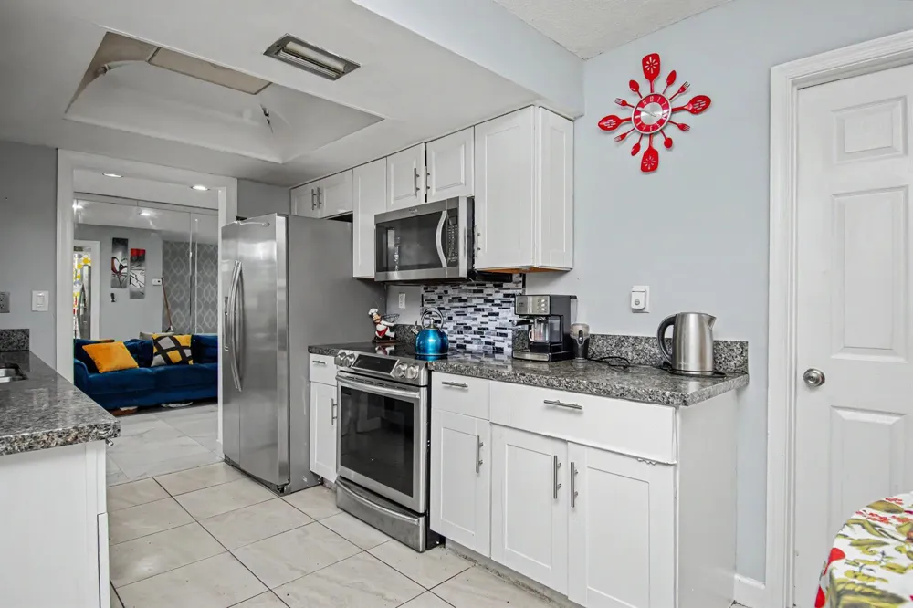 5704 NW 47th Lane Tamarac, FL 33319