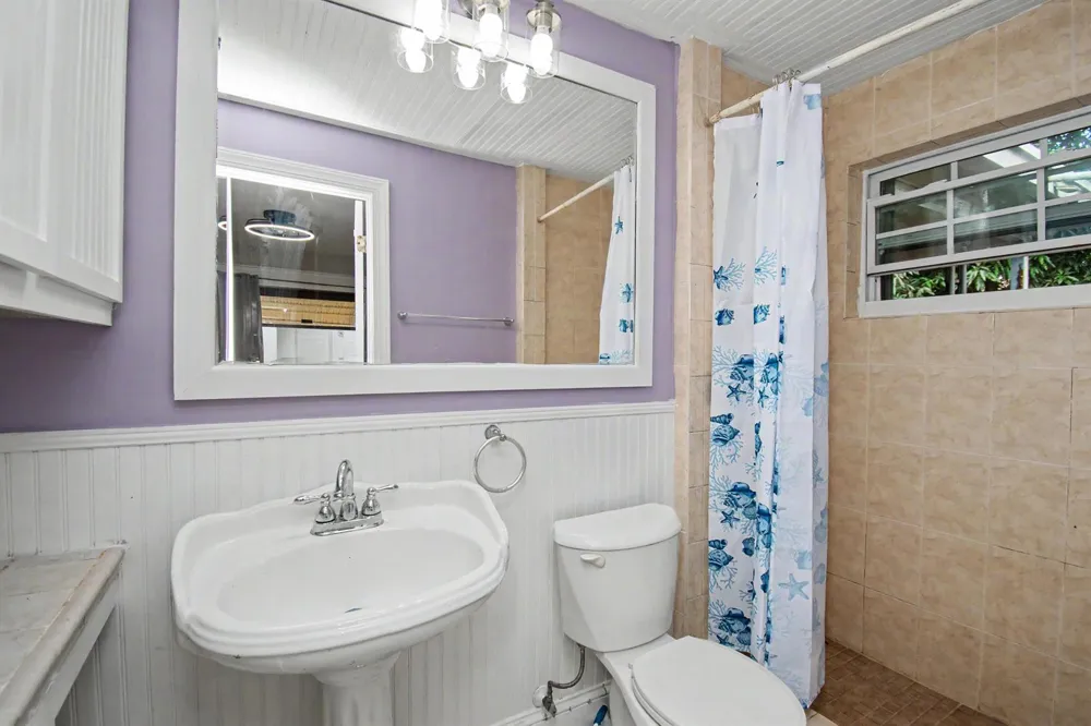 5704 NW 47th Lane Tamarac, FL 33319